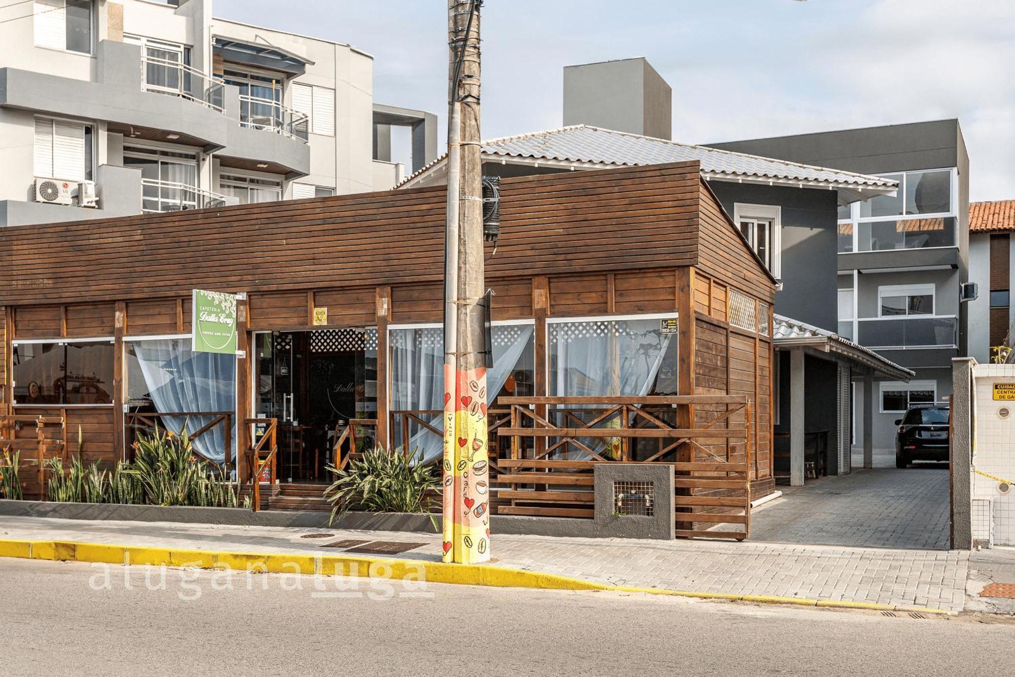 Residencial Ingleses Norte - A 2 Min Da Praia#4 Apartment